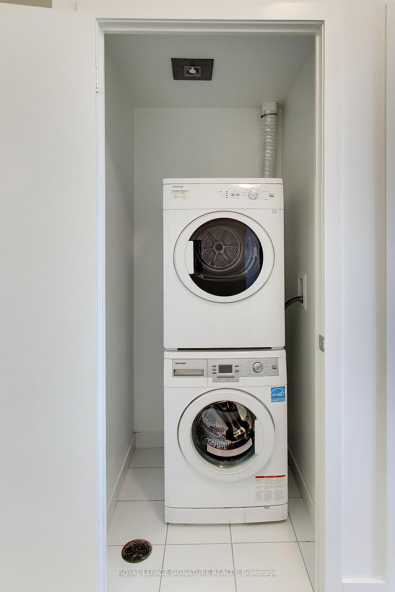 501 St Clair Avenue W, Unit 501 - Photo 16