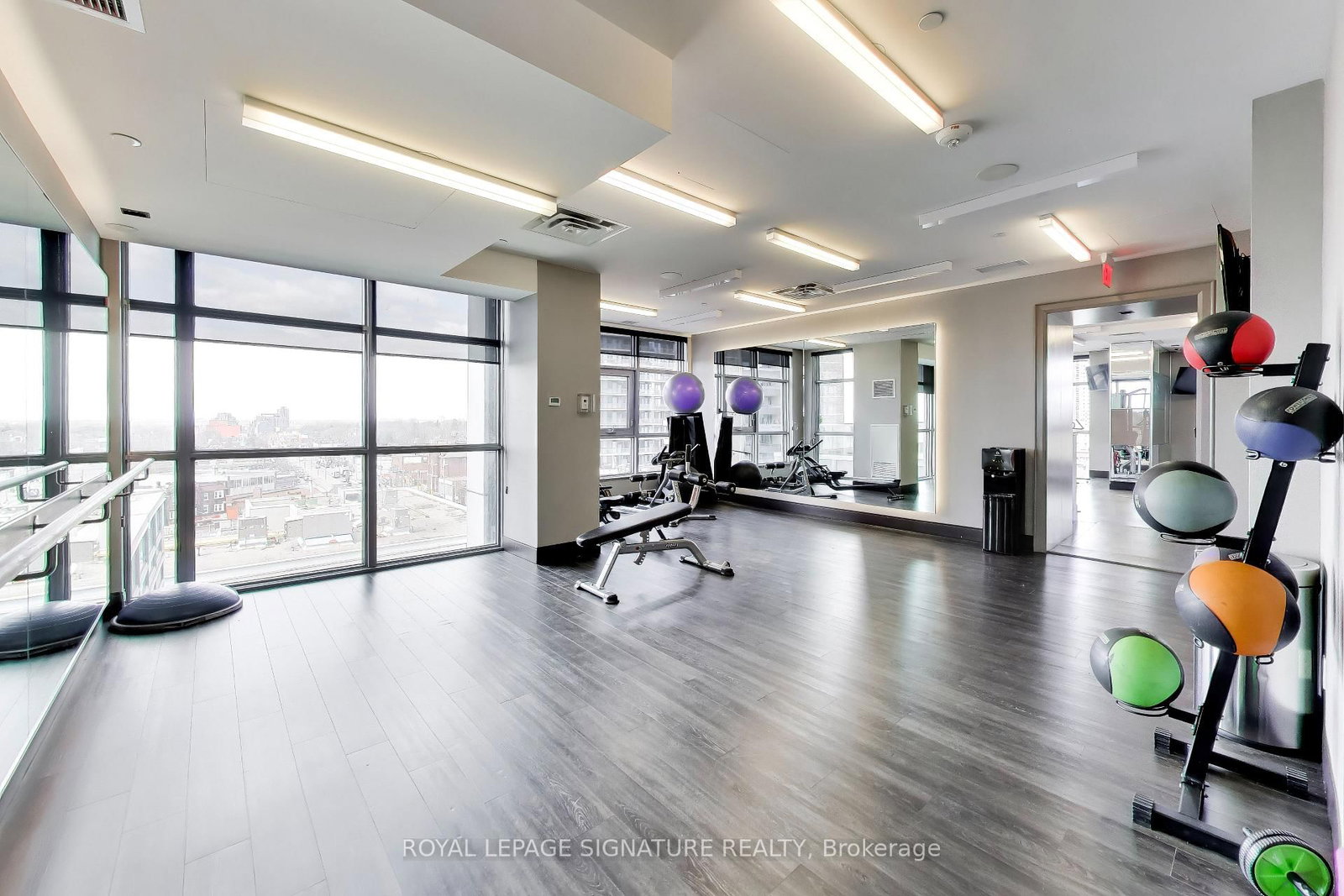 501 St Clair Avenue W, Unit 501 - Photo 22