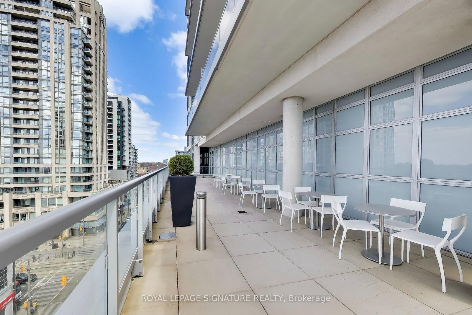 501 St Clair Avenue W, Unit 501 - Photo 38