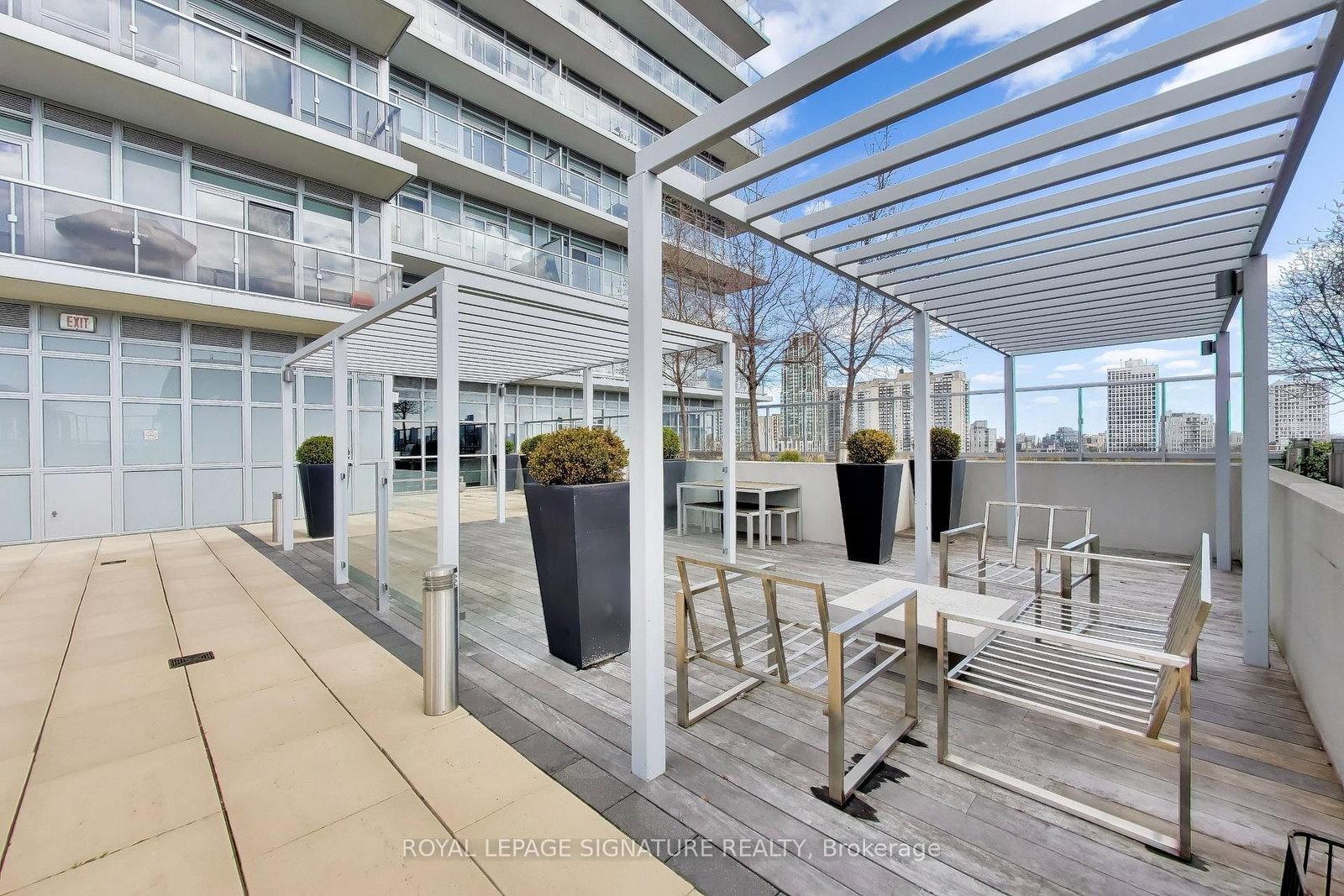 501 St Clair Avenue W, Unit 501 - Photo 41