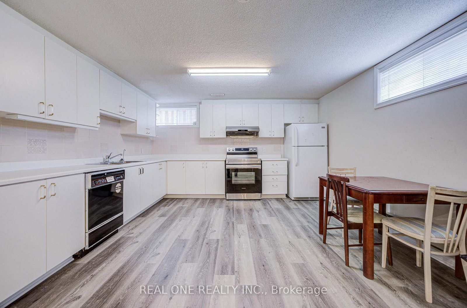 261 Mckee Avenue - Photo 33
