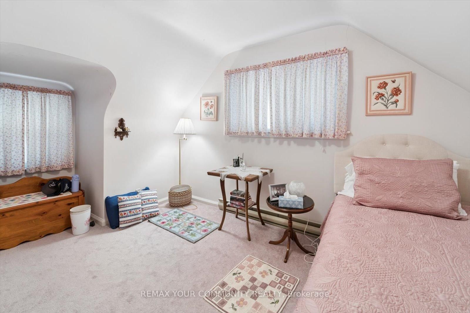 26 Ancona Street - Photo 24