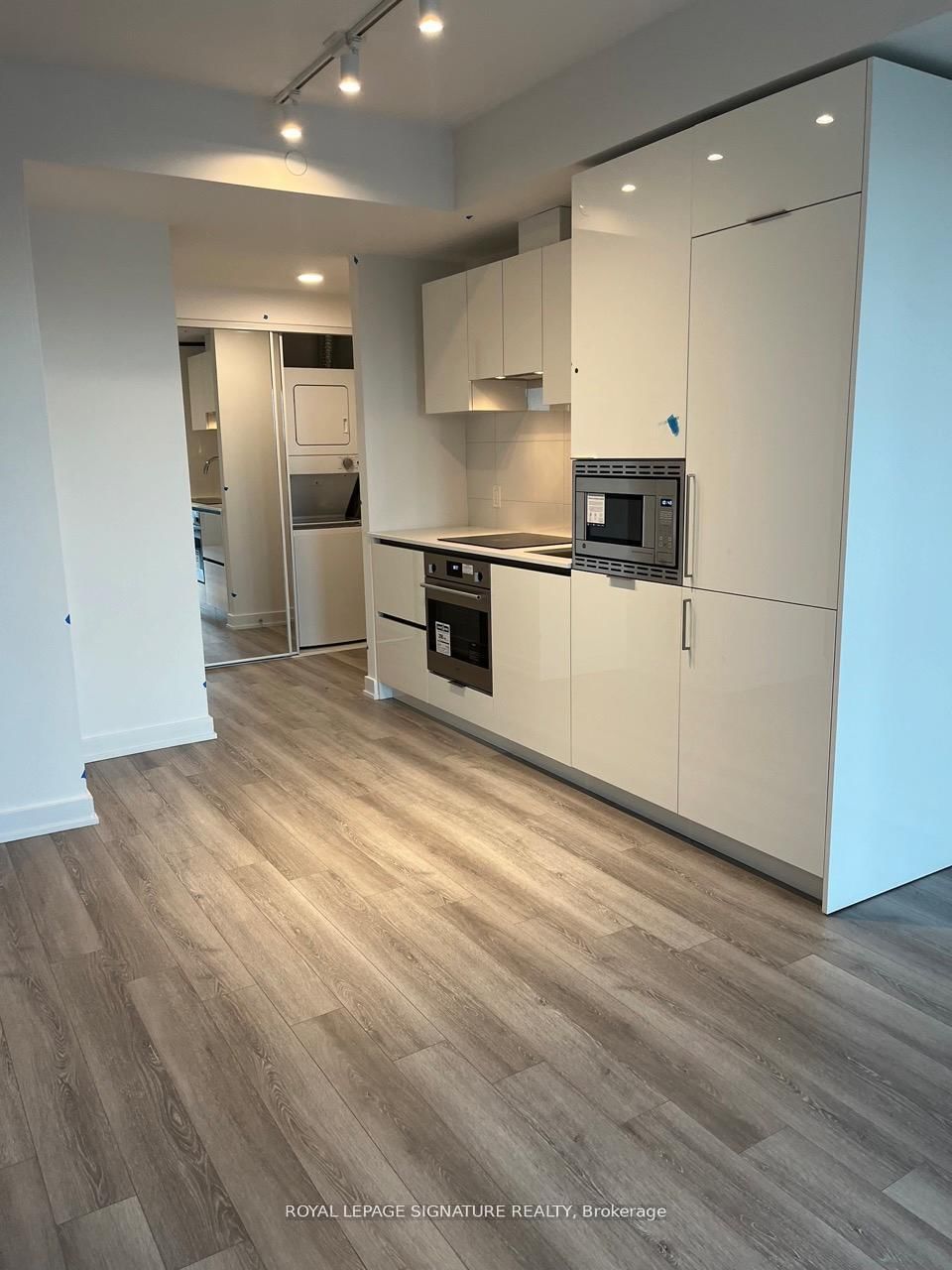 238 Simcoe Street, Unit 3310 - Photo 11