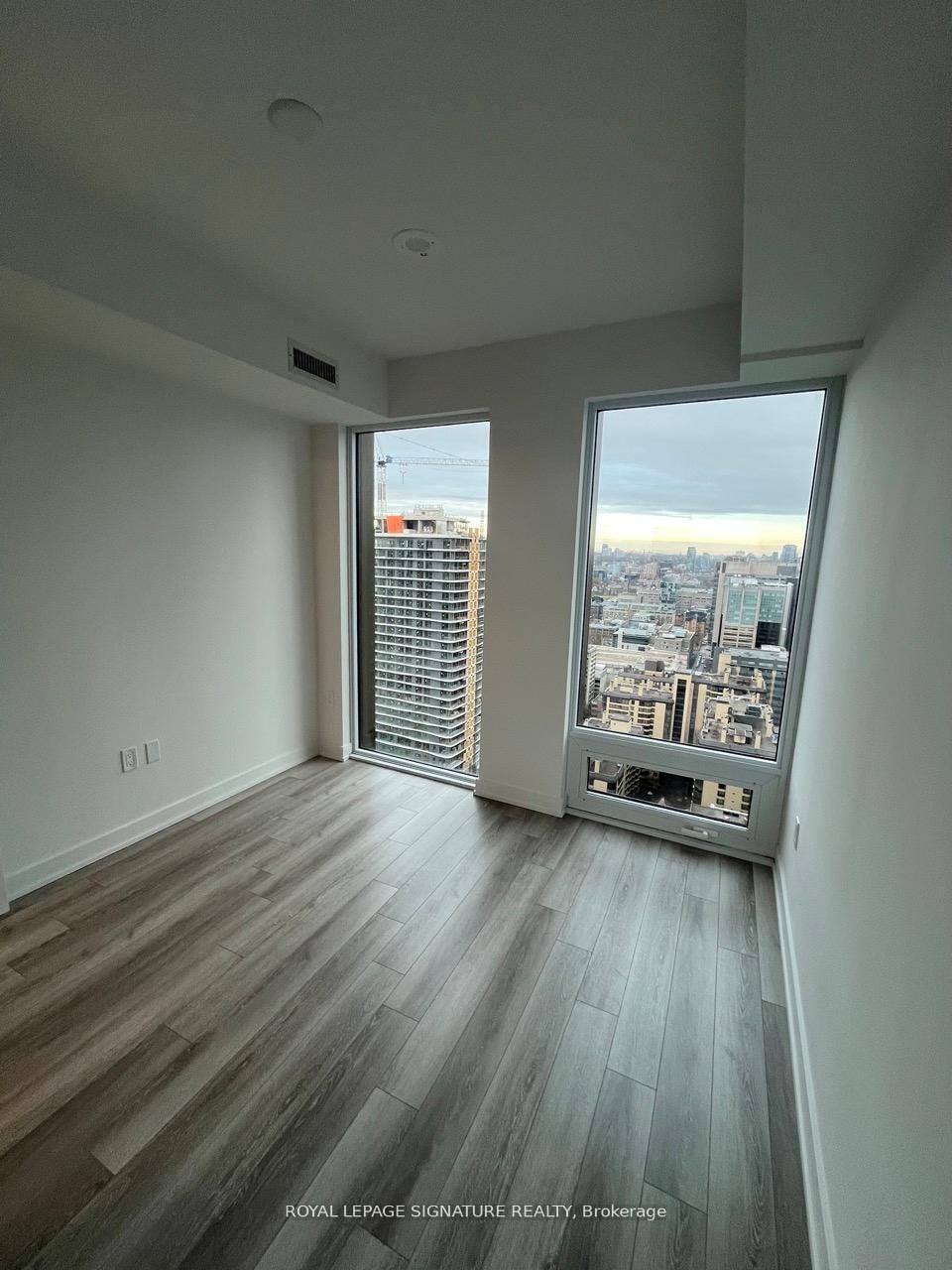 238 Simcoe Street, Unit 3310 - Photo 3