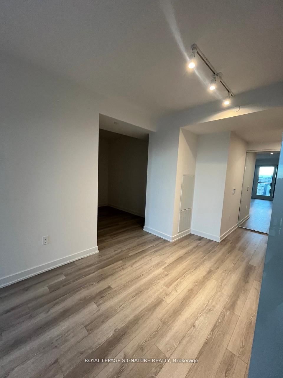 238 Simcoe Street, Unit 3310 - Photo 5
