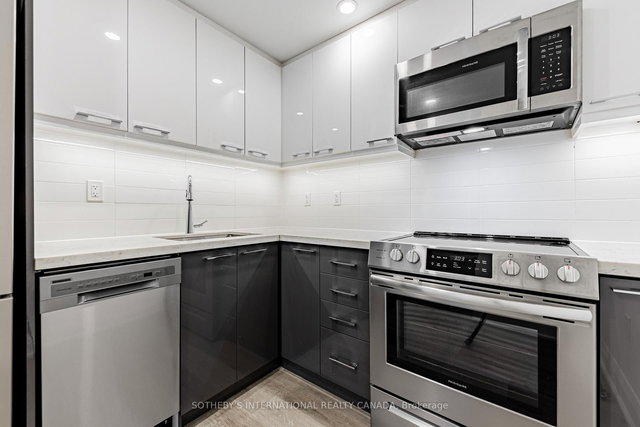 420 - 191 Sherbourne Street