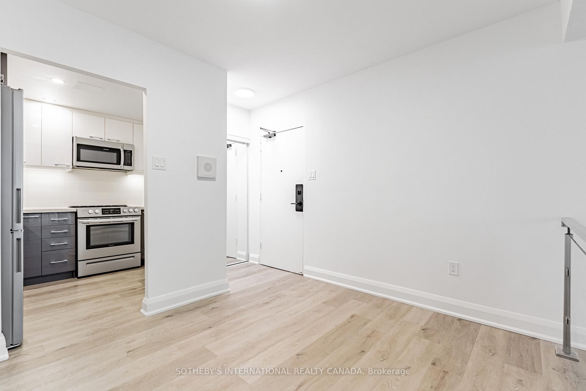 191 Sherbourne Street, Unit 1002