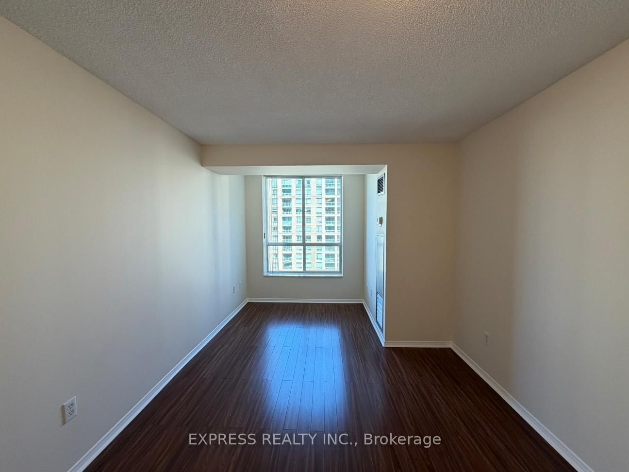 29 Pemberton Avenue, Unit 906 - Photo 5