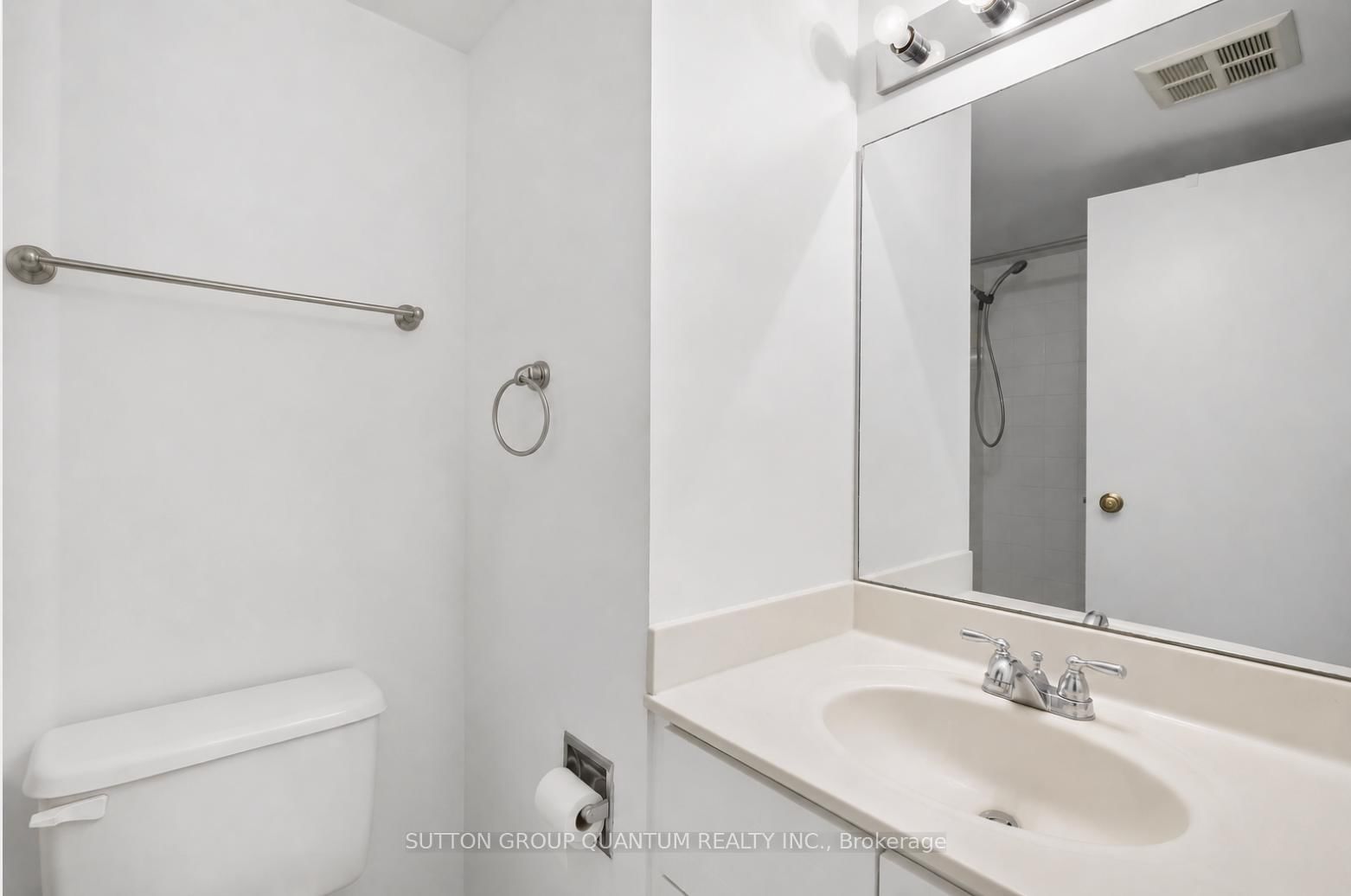 5765 Yonge Street, Unit 706 - Photo 16