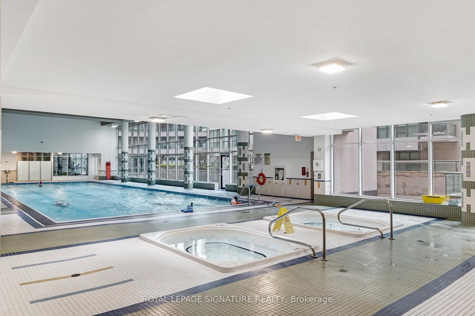 18 Harbour Street, Unit 1801 - Photo 29