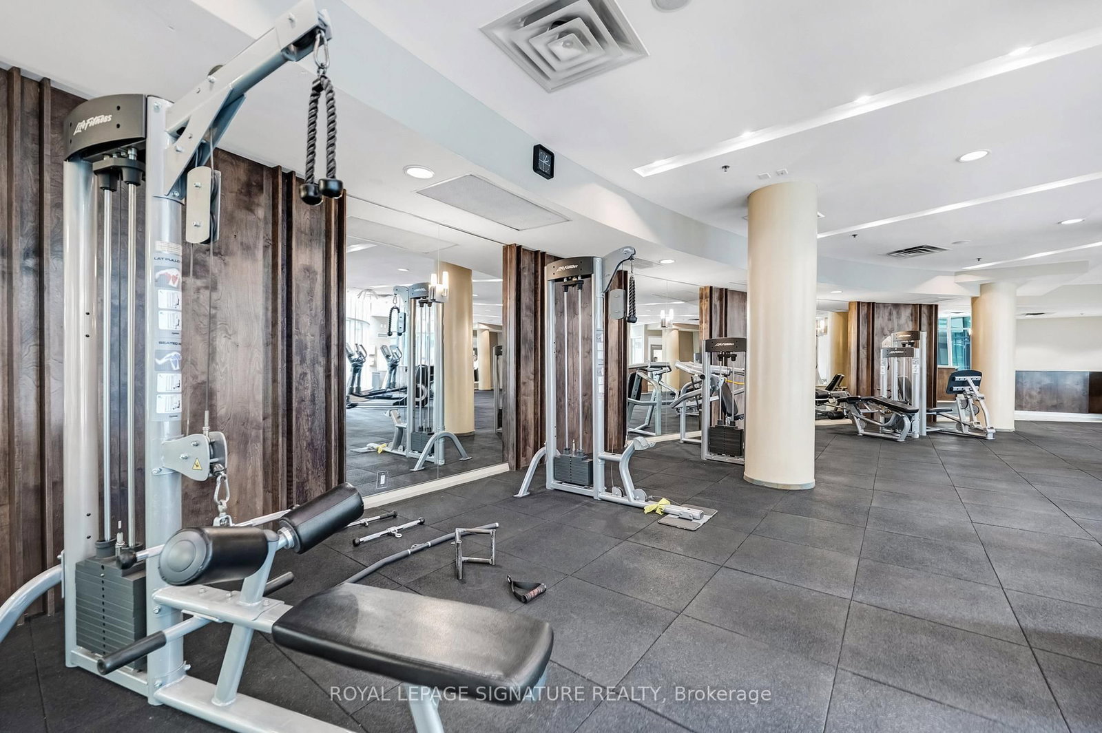18 Harbour Street, Unit 1801 - Photo 31