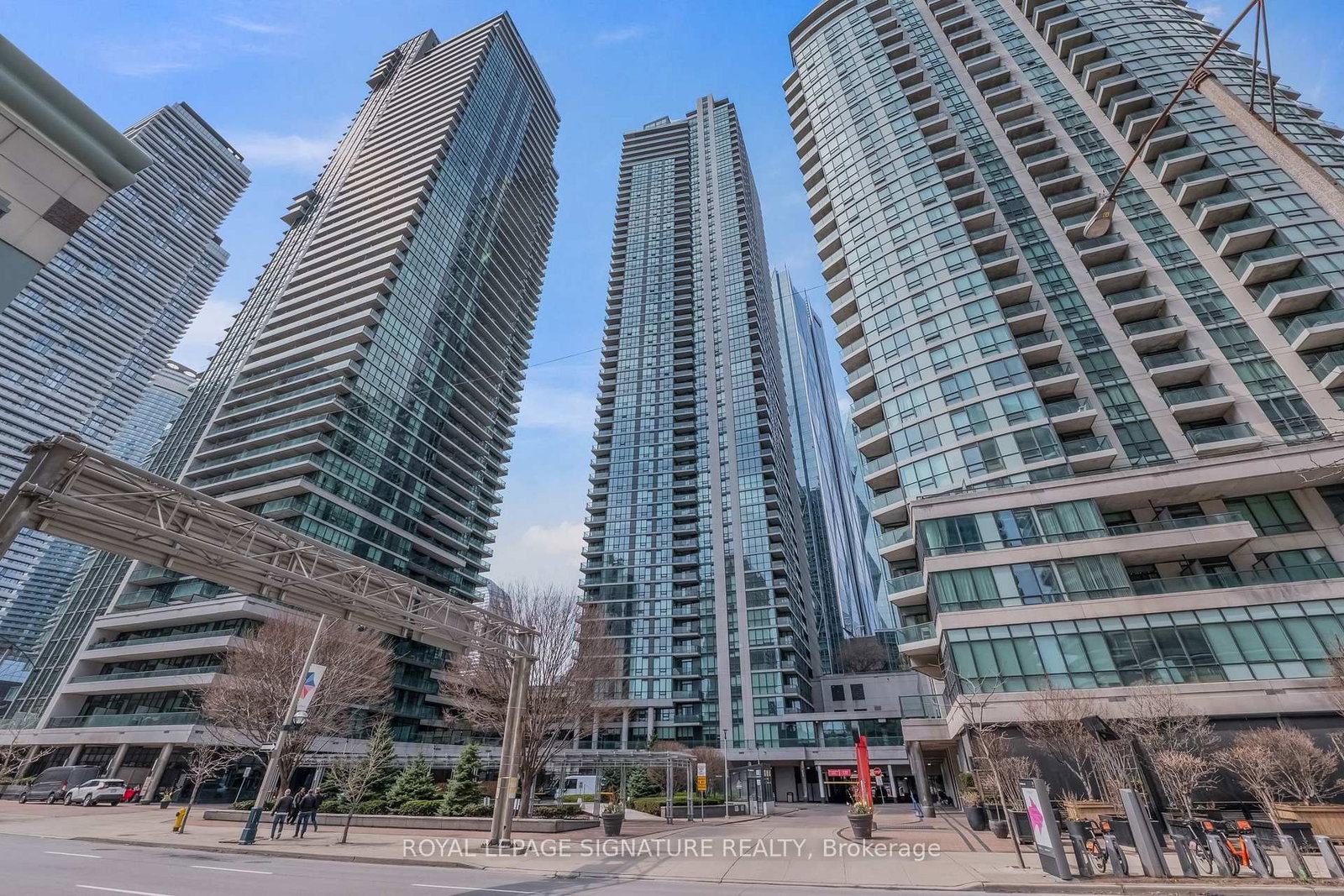 18 Harbour Street, Unit 1801 - Photo 35