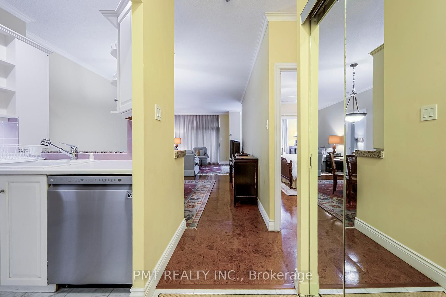 95 Prince Arthur Avenue, Unit 103 - Photo 4