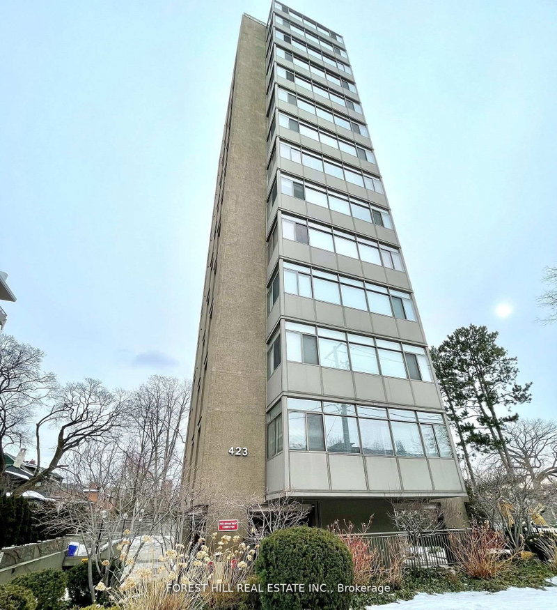 home for lease on 1-423 Avenue Road