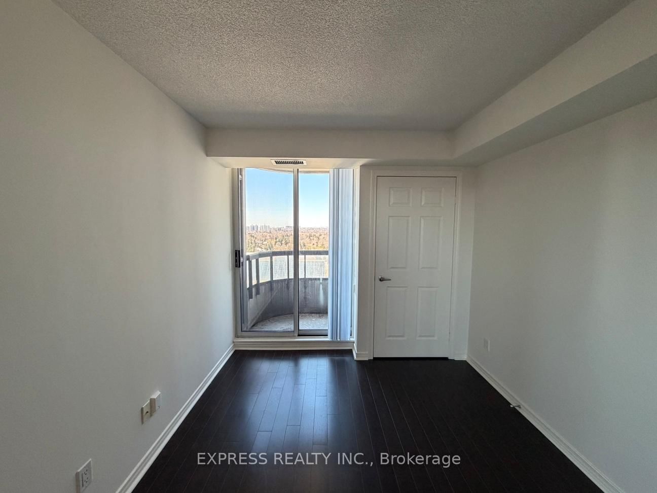 8 Hillcrest Avenue, Unit 1602 - Photo 8