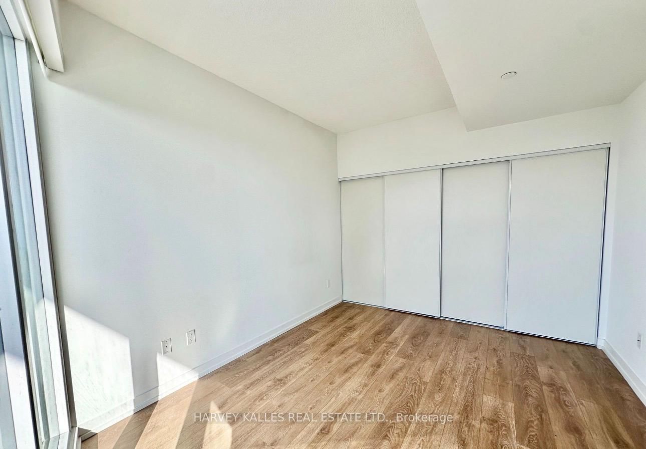 115 McMahon Drive, Unit 3202 - Photo 12