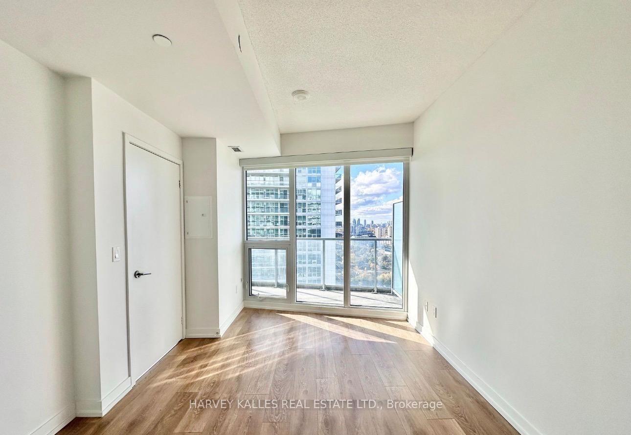 115 McMahon Drive, Unit 3202 - Photo 9