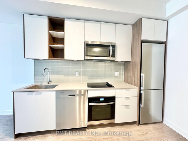642 - 543 Richmond Street W