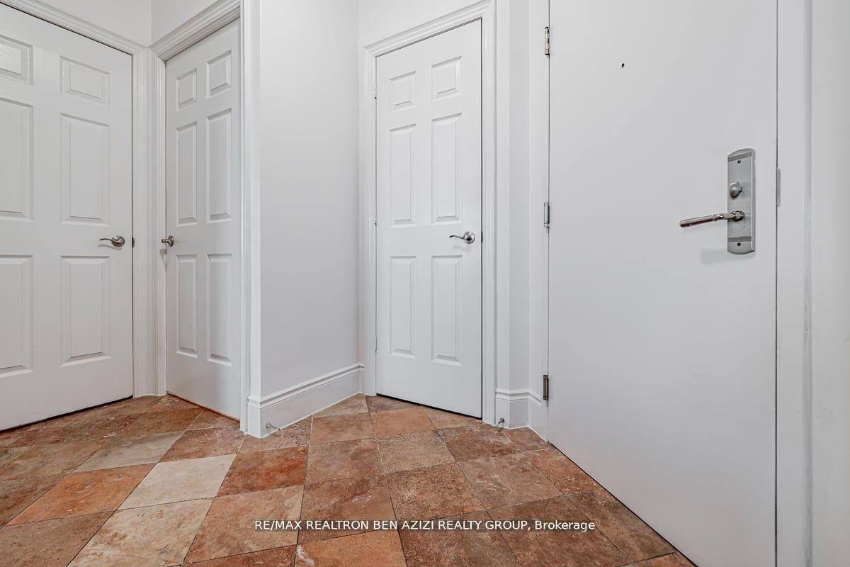 80 Harrison garden Boulevard, Unit 2324 - Photo 2