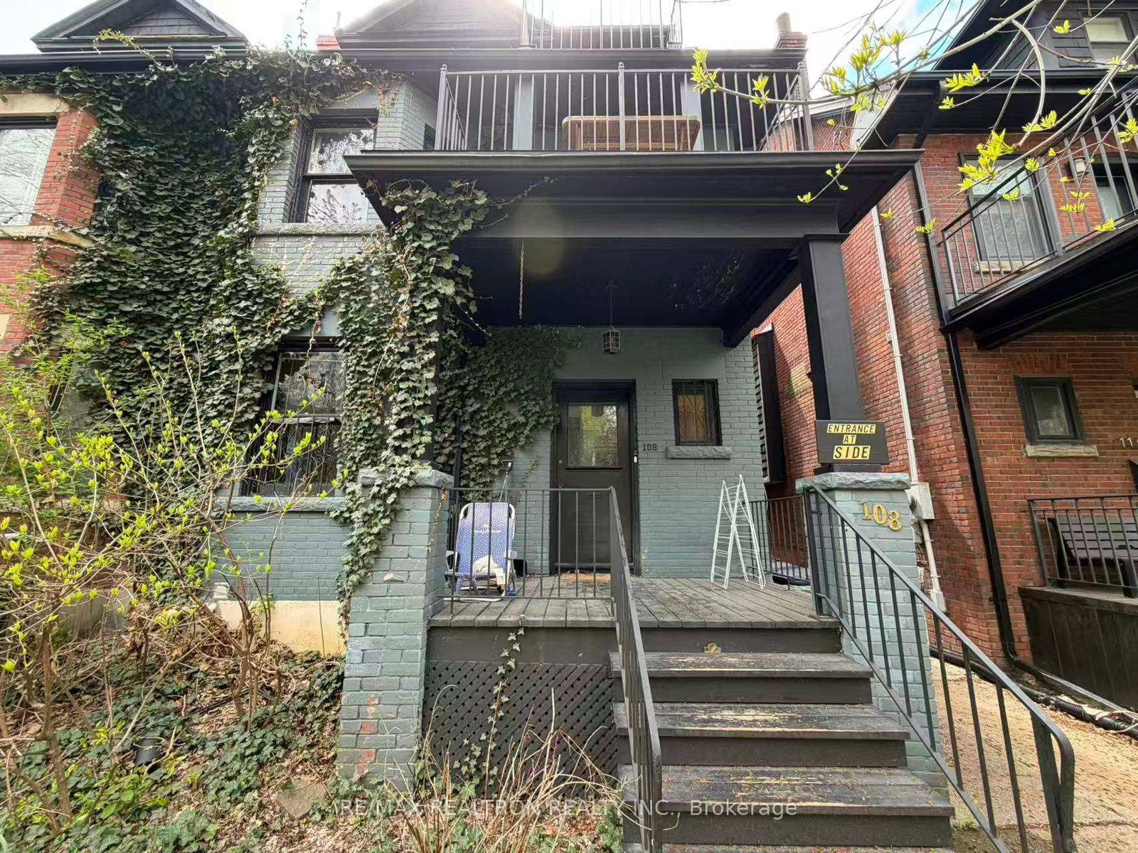 108 Admiral Road, Unit 4