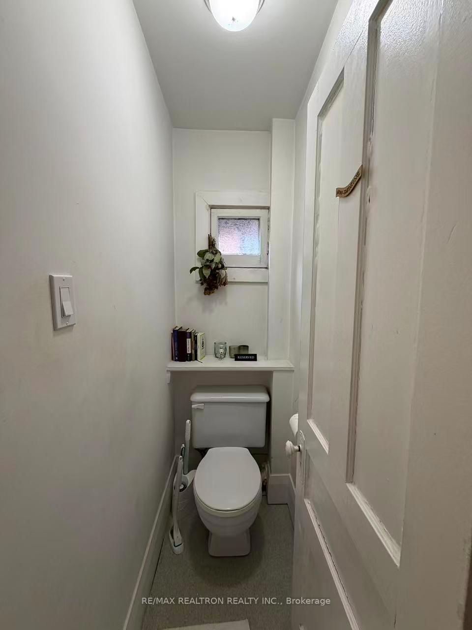 108 Admiral Road, Unit 4 - Photo 3