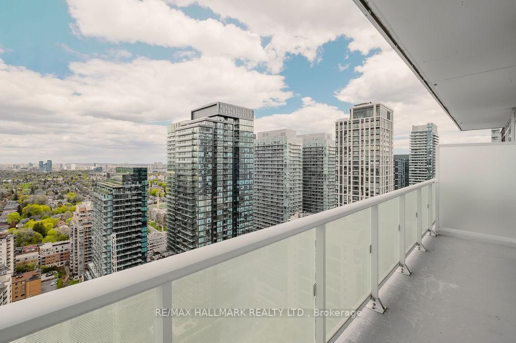 101 Erskine Avenue, Unit 3005 - Photo 24