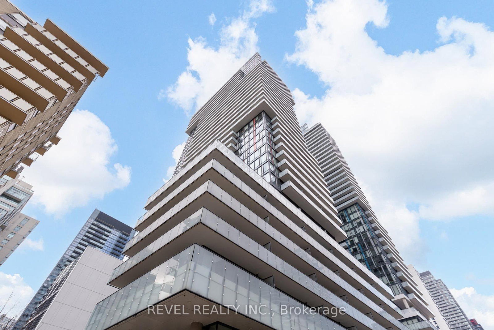 185 Roehampton Avenue, Unit 609 - Photo 21