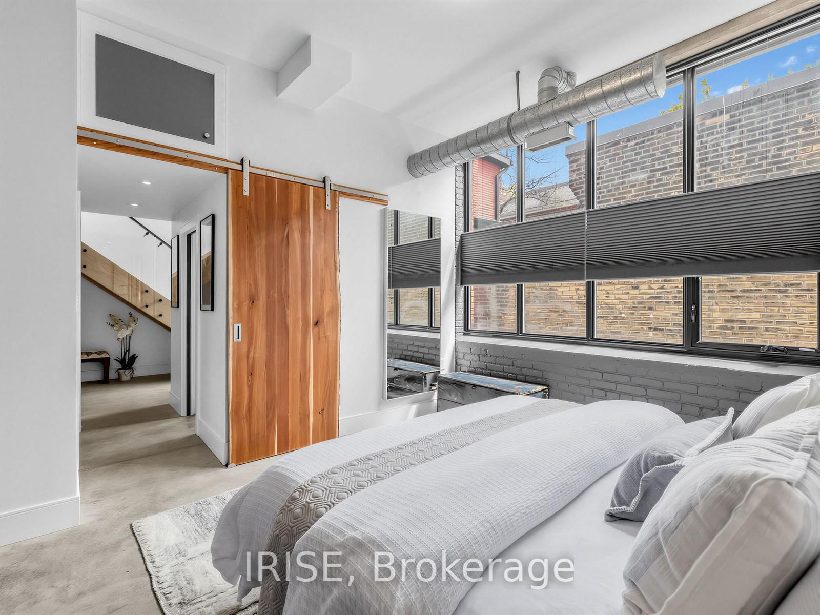 200 Clinton Street, Unit 3 - Photo 17