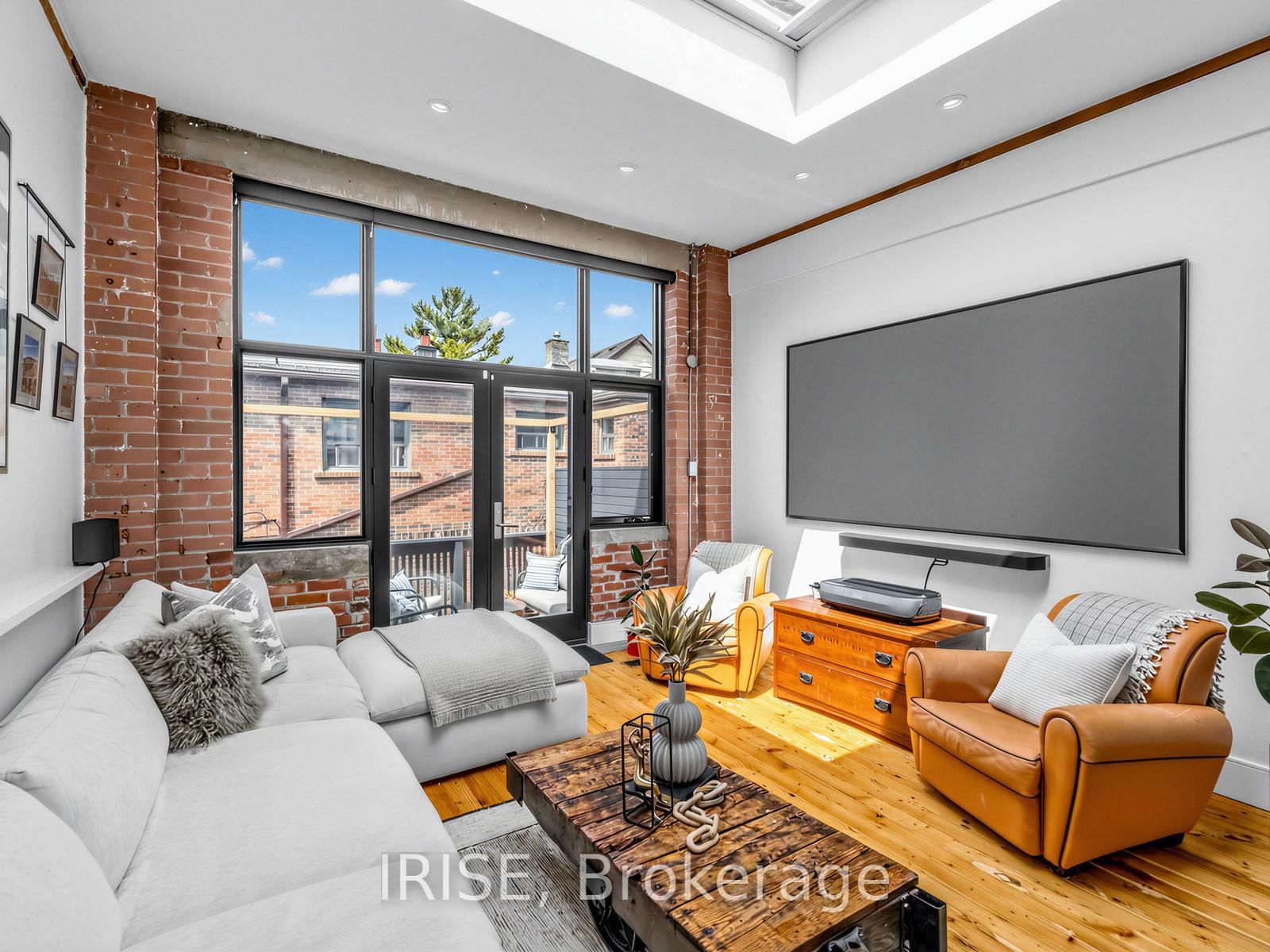 200 Clinton Street, Unit 3 - Photo 4