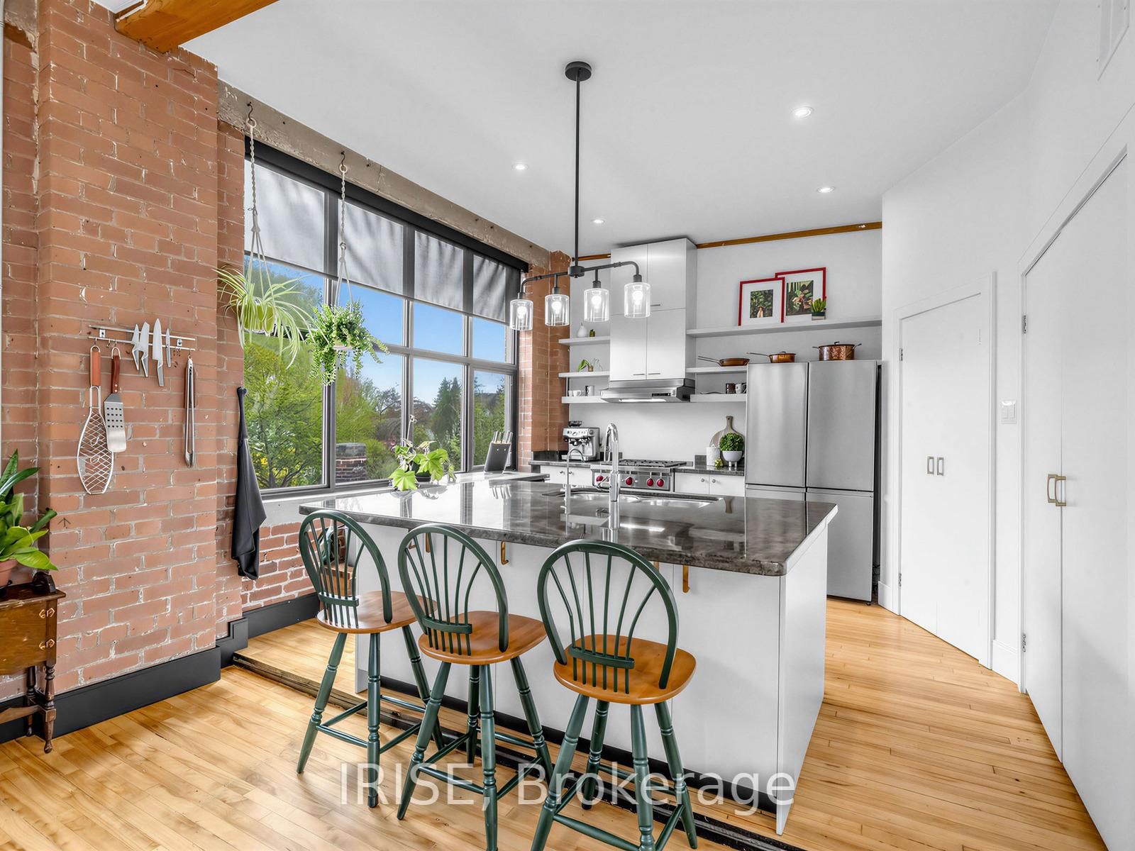 200 Clinton Street, Unit 3 - Photo 8