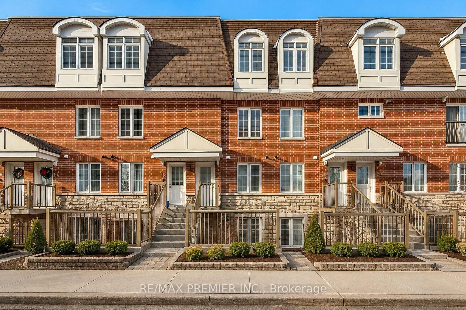55 Cedarcroft Boulevard, Unit 17