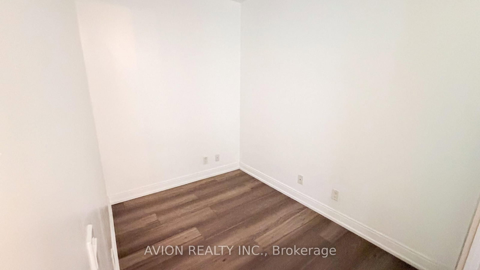 181 Dundas Street E, Unit 2501 - Photo 8