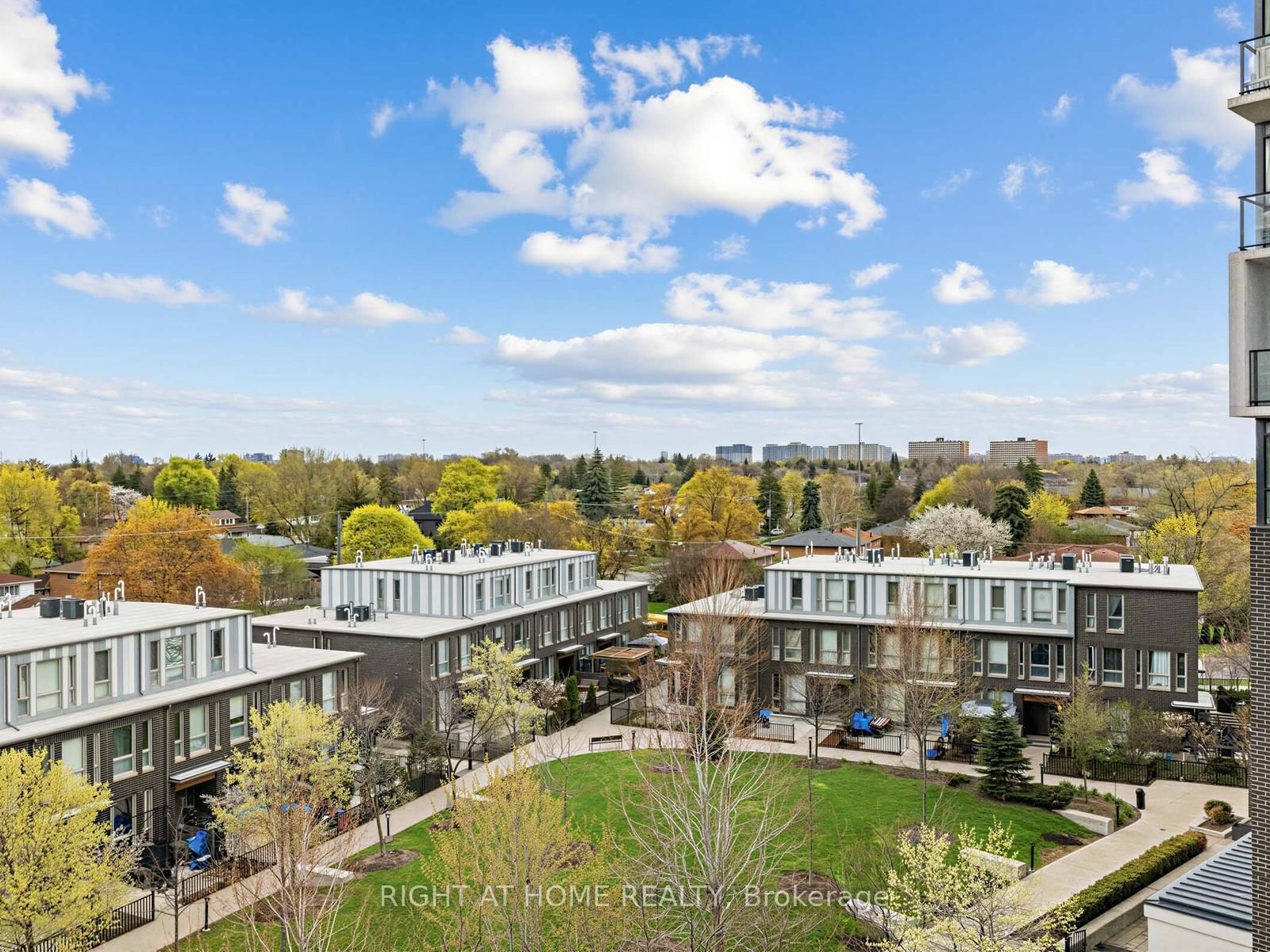 128 Fairview Mall Drive, Unit 509 - Photo 26
