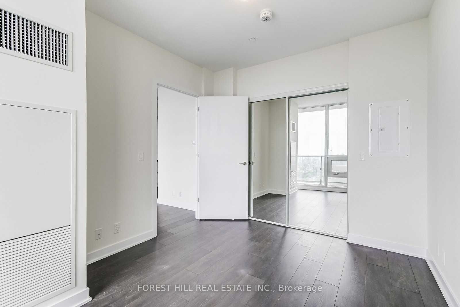 2221 Yonge Street, Unit 5703 - Photo 23