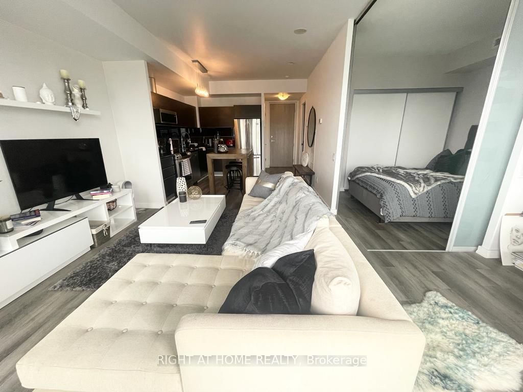 70 Distillery Lane, Unit 3601 - Photo 11