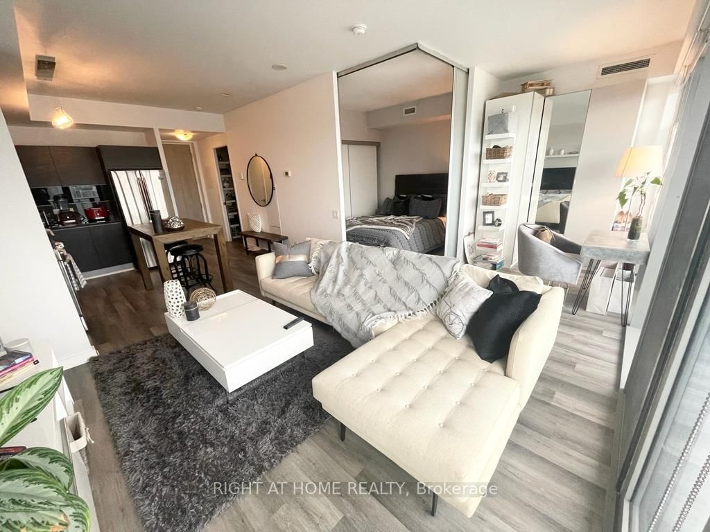 70 Distillery Lane, Unit 3601 - Photo 5