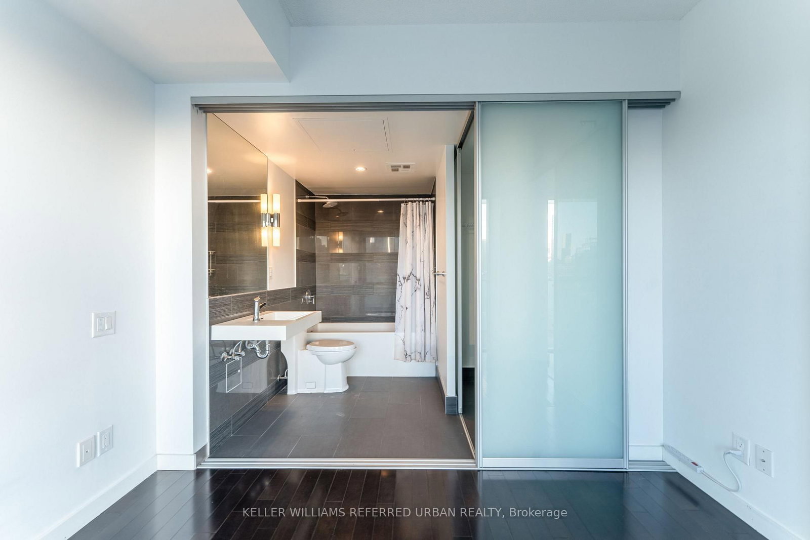 70 Distillery Lane, Unit 1208 - Photo 5