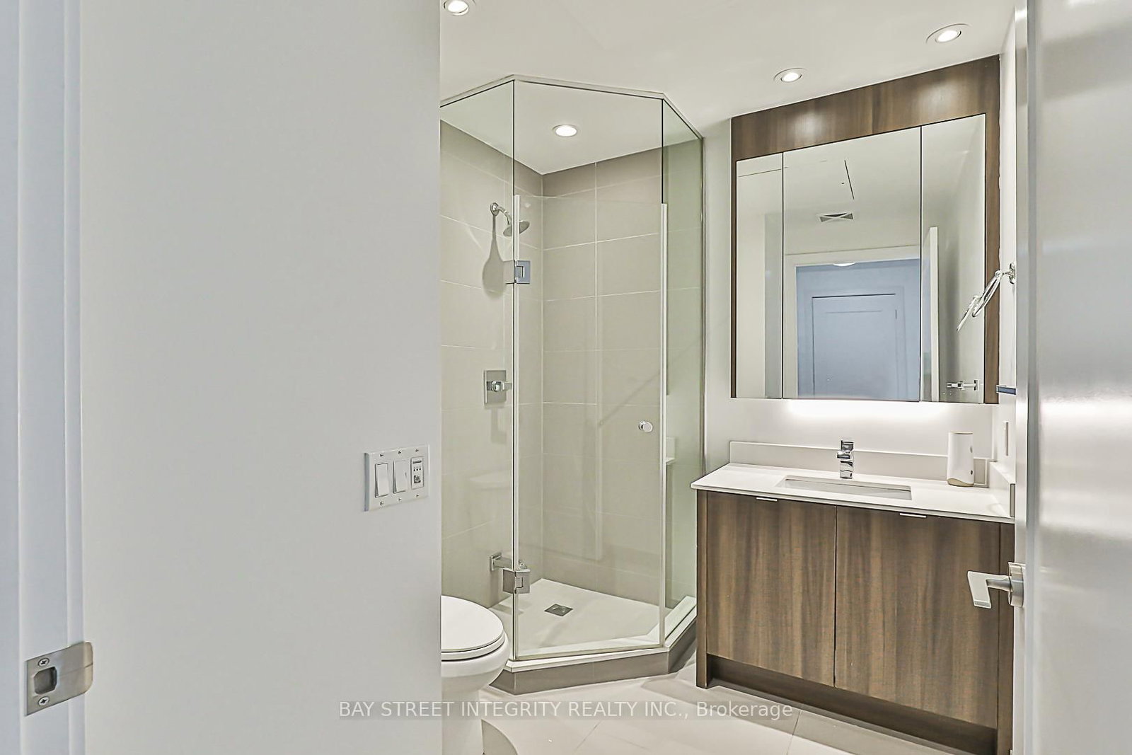 15 Merchants' Wharf, Unit 405 - Photo 13