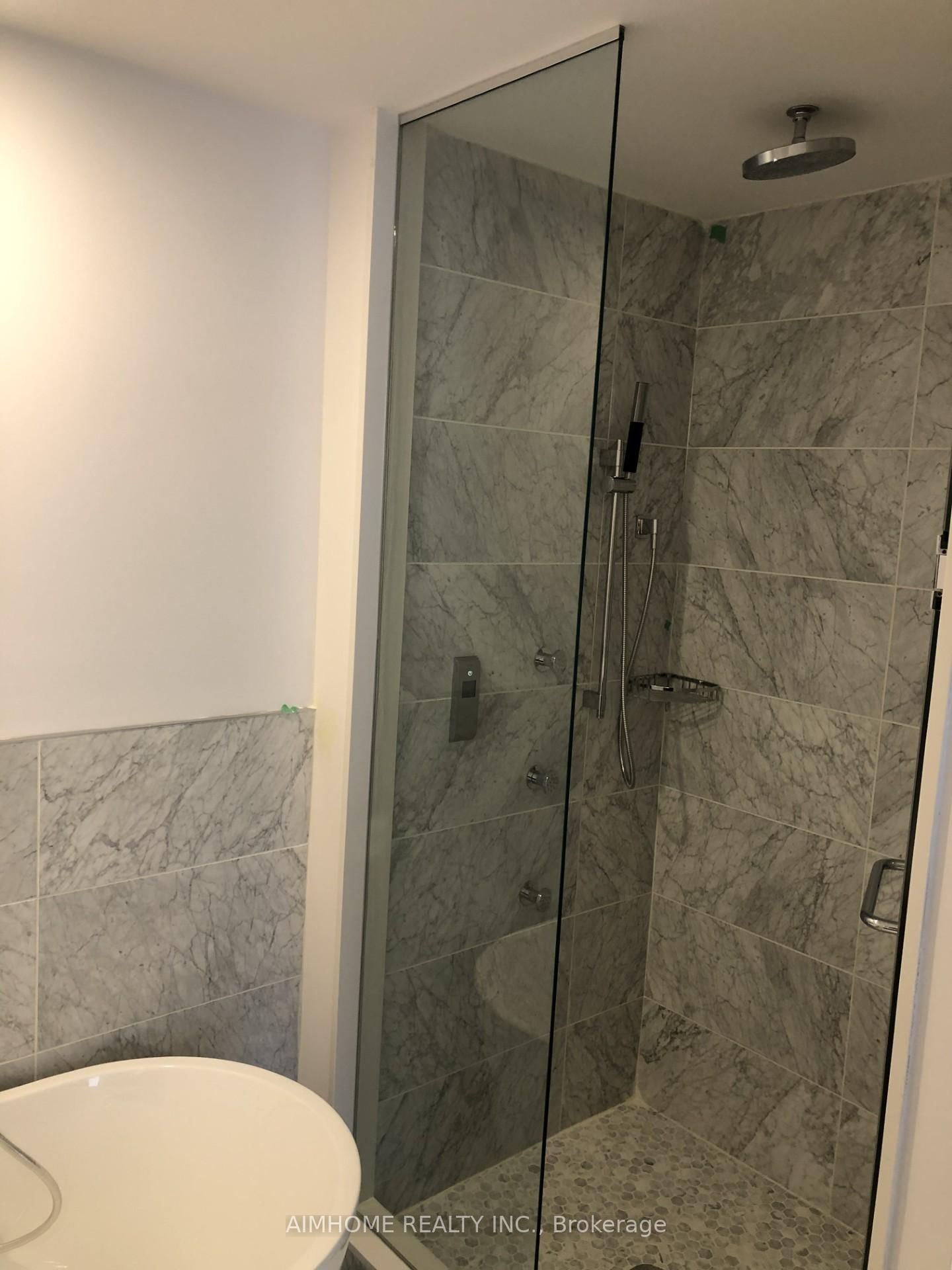488 University Avenue, Unit 2715 - Photo 9