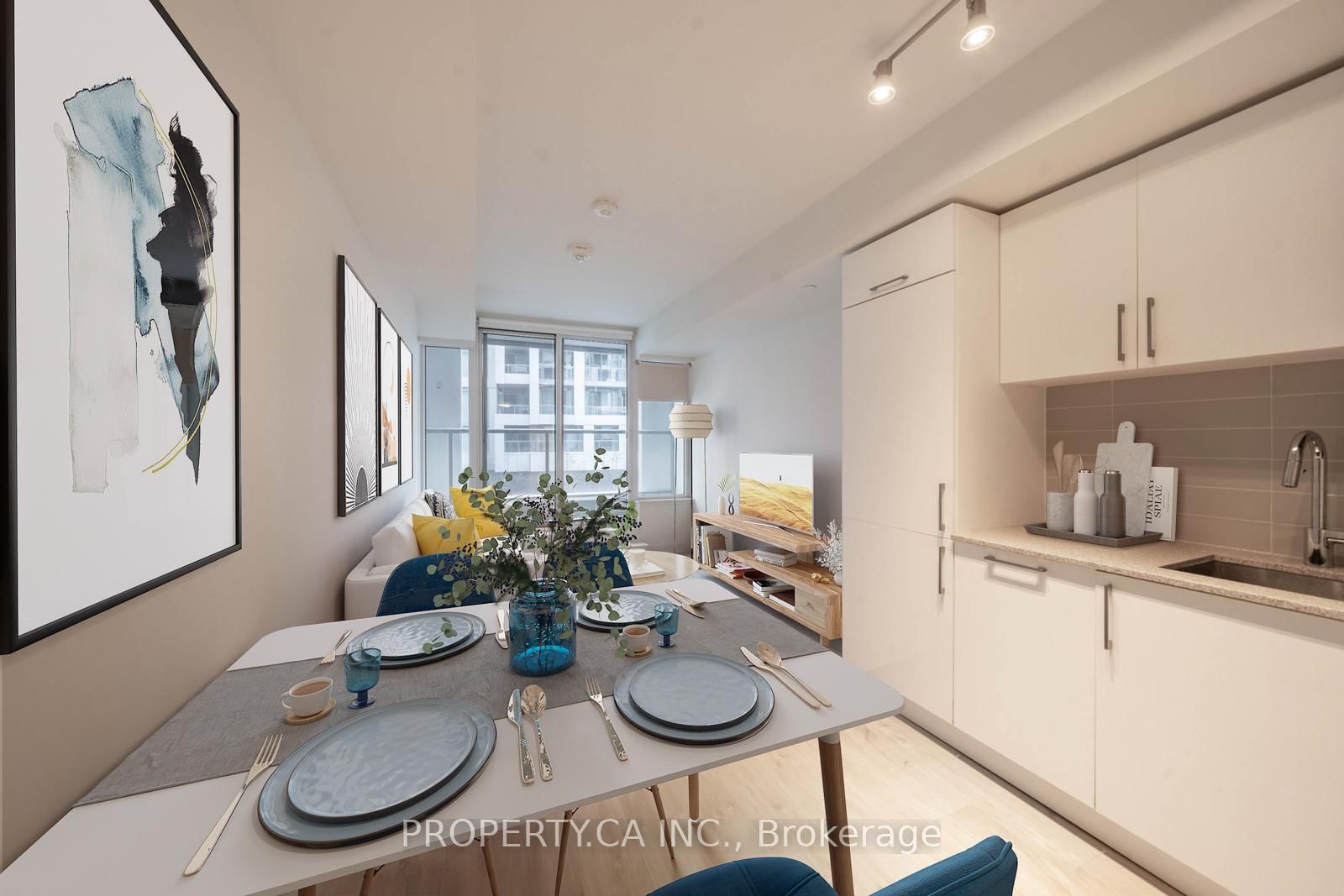 576 Front Street W, Unit 319E - Photo 2
