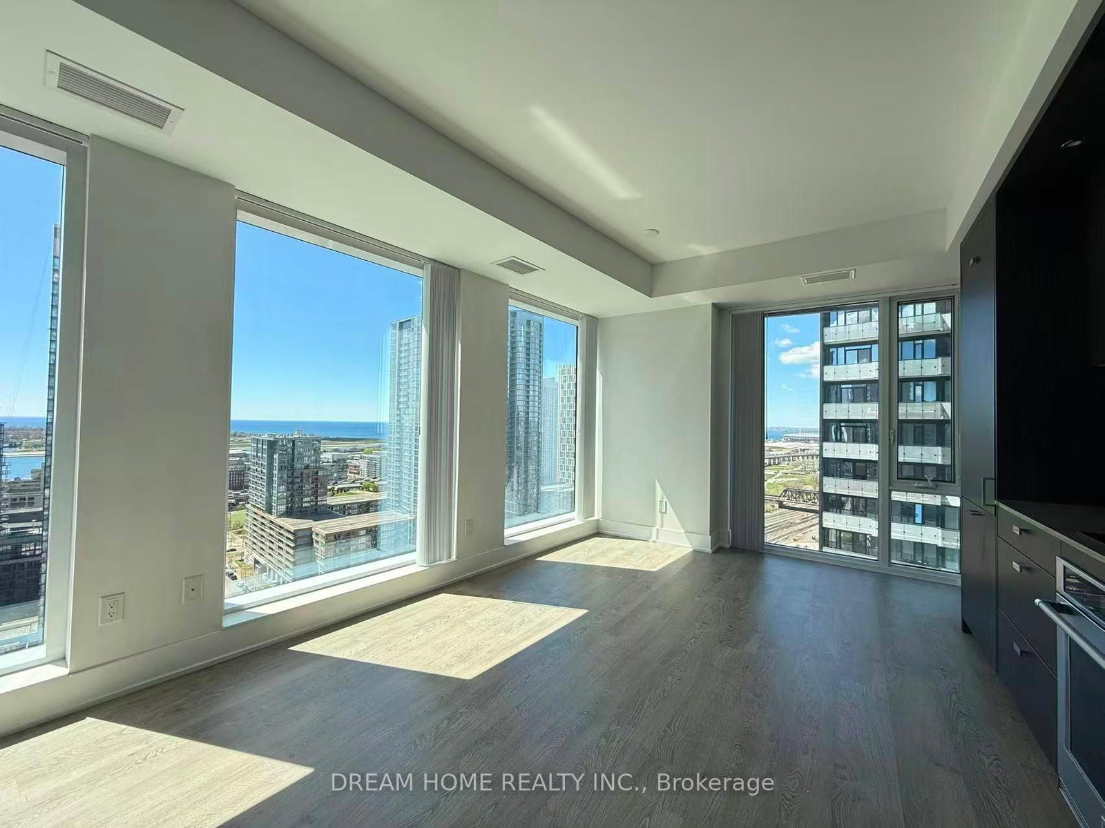470 Front Street W, Unit 1813 - Photo 5