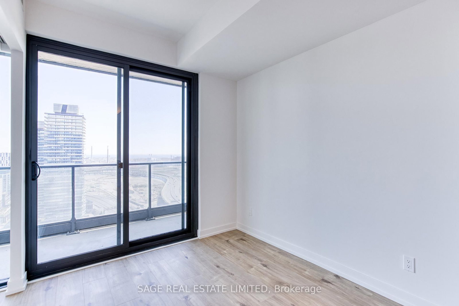 35 Parliament Street, Unit 2812 - Photo 15