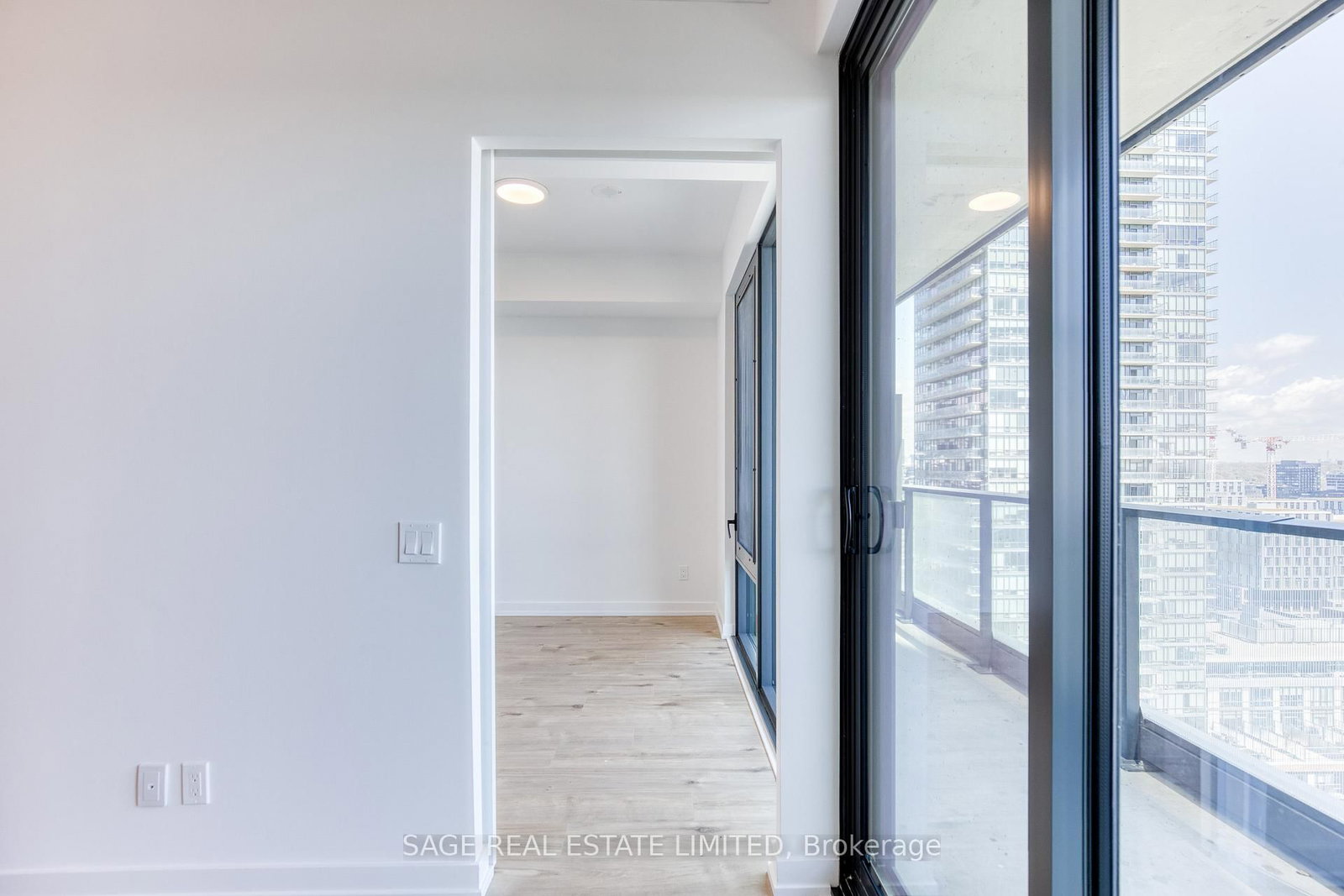 35 Parliament Street, Unit 1712 - Photo 18