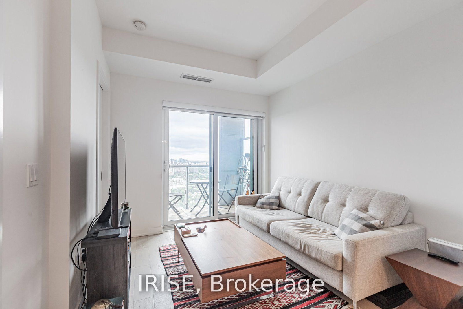 1 Yorkville Avenue, Unit 4306 - Photo 9