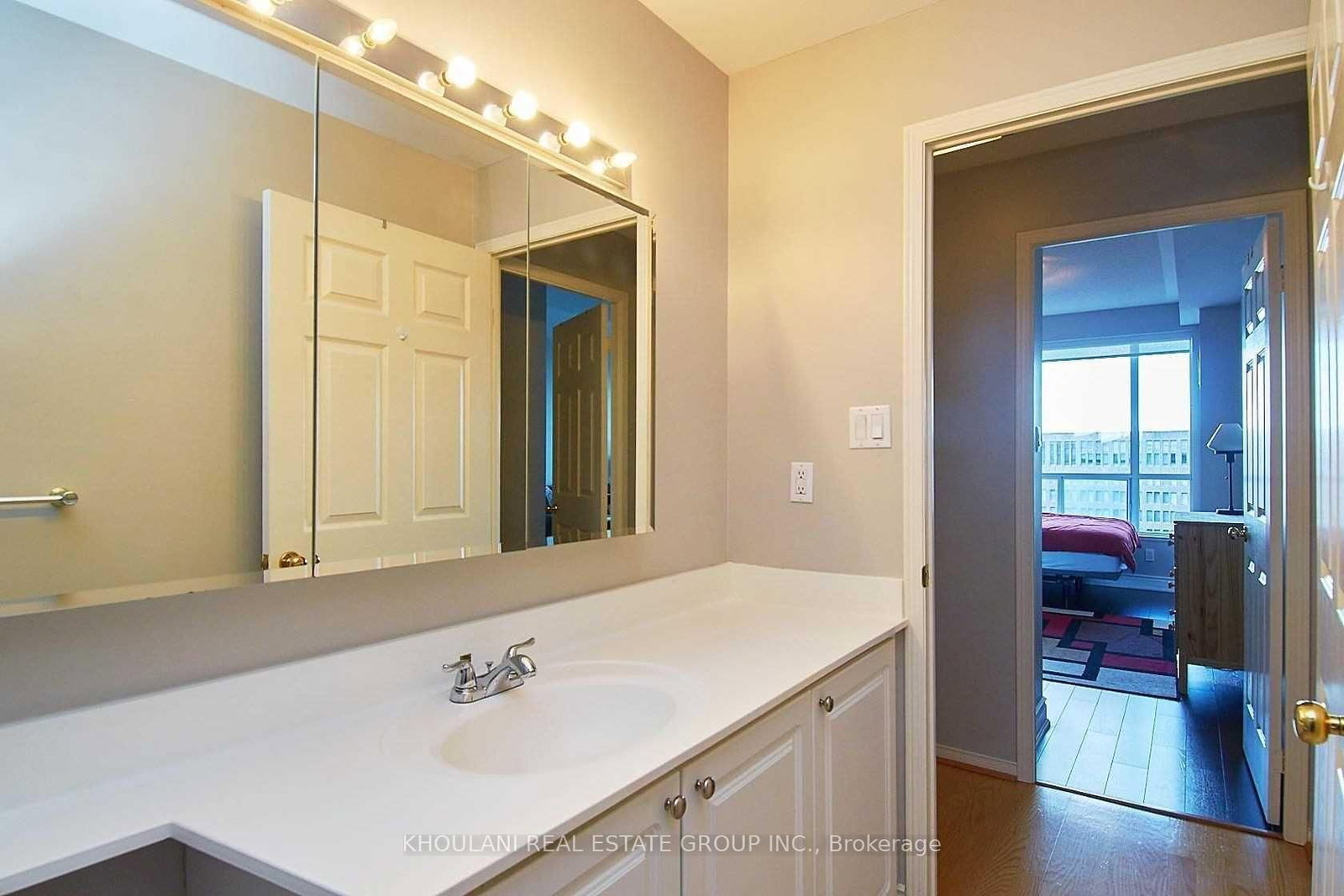 889 Bay Street, Unit Ph05 - Photo 18