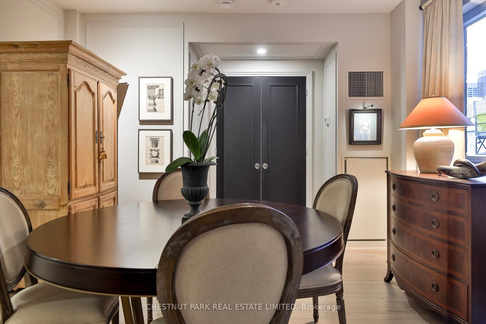 99 Avenue Road, Unit 508 - Photo 14