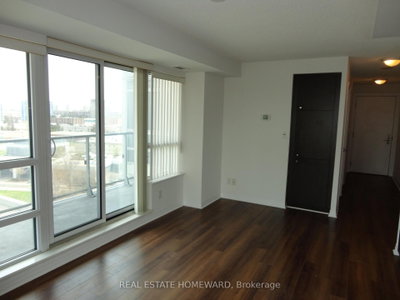 Unit 709 — 2015 Sheppard Avenue E — photo 3