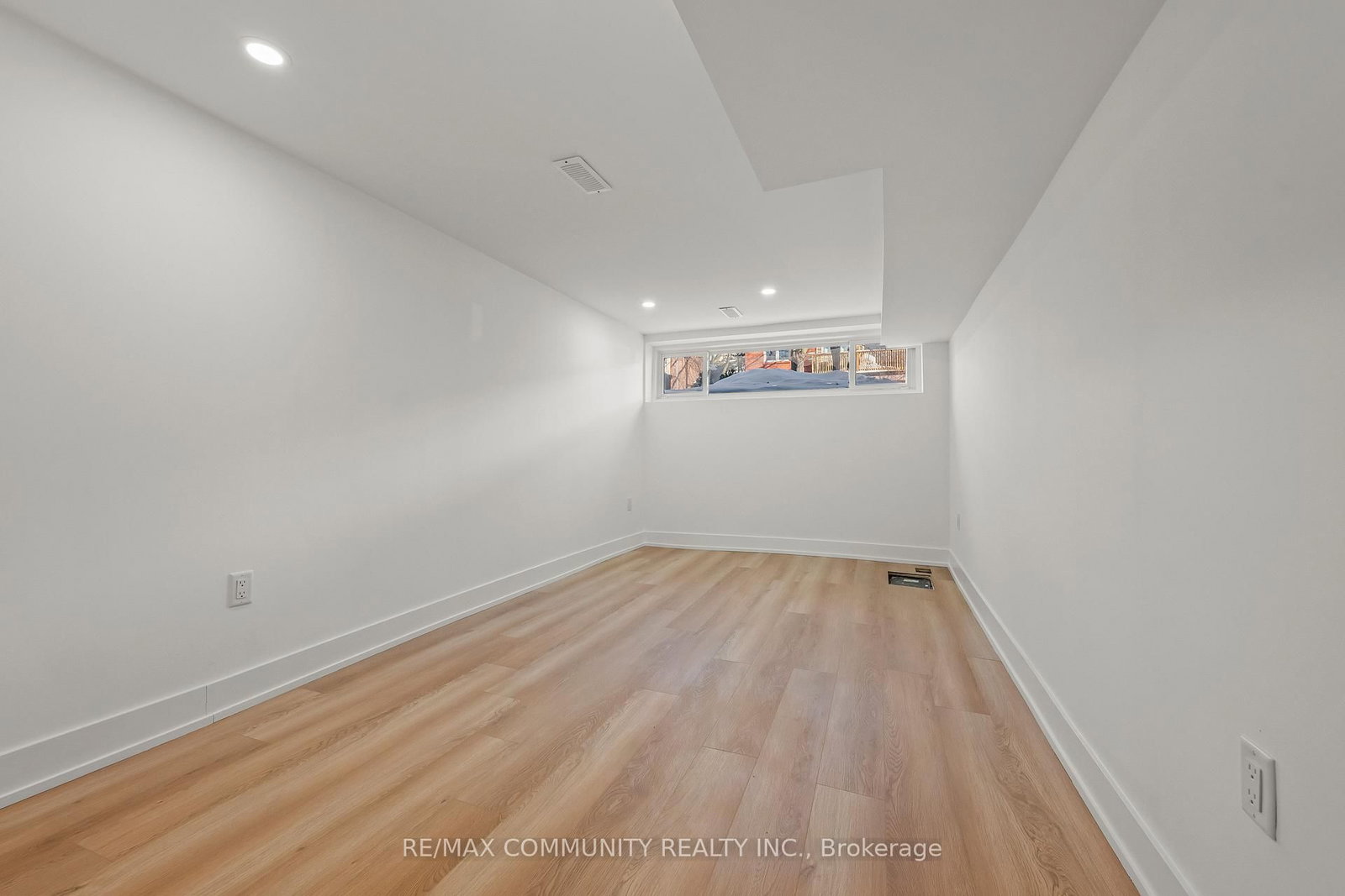 340 Albany Avenue - Photo 19