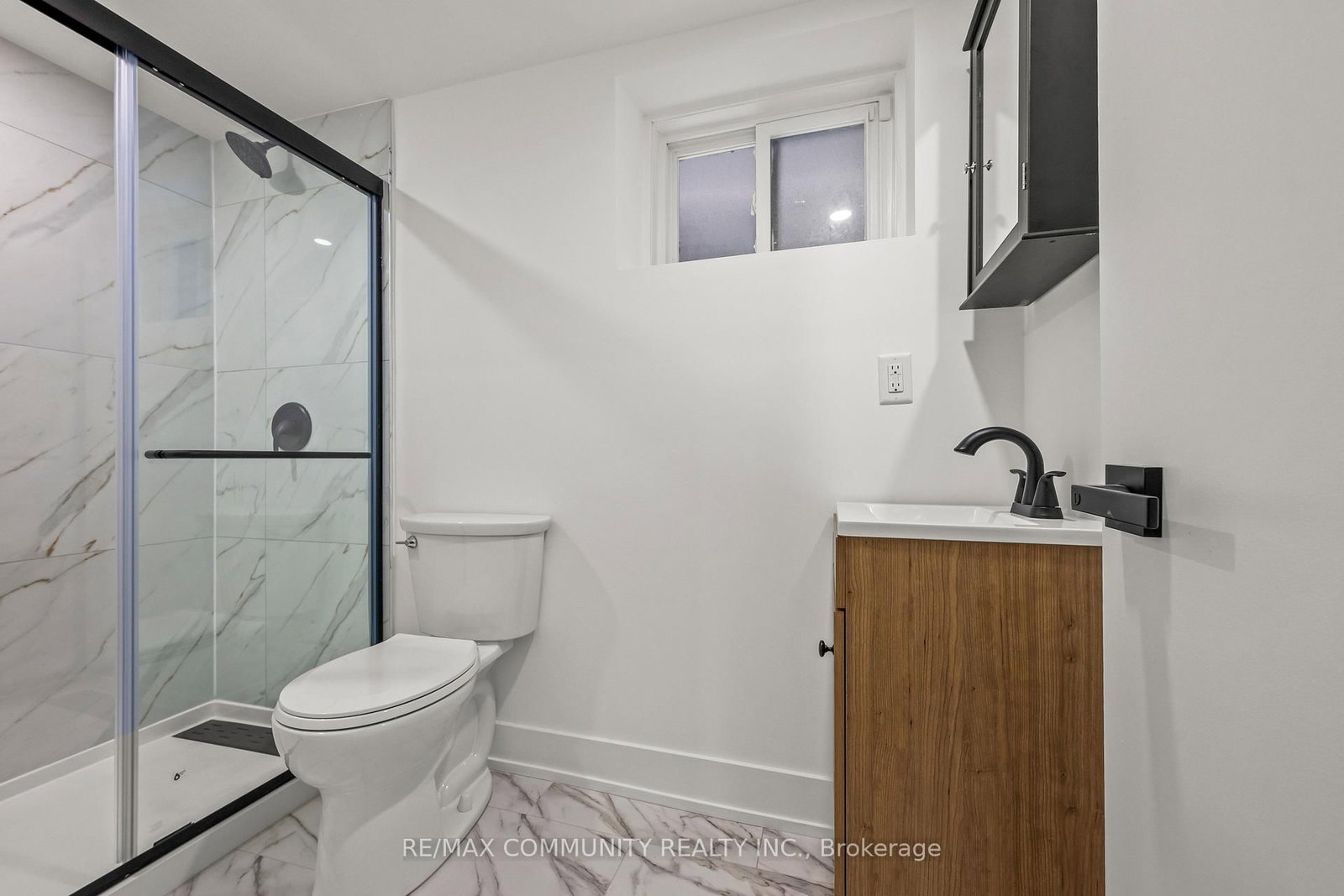340 Albany Avenue - Photo 20