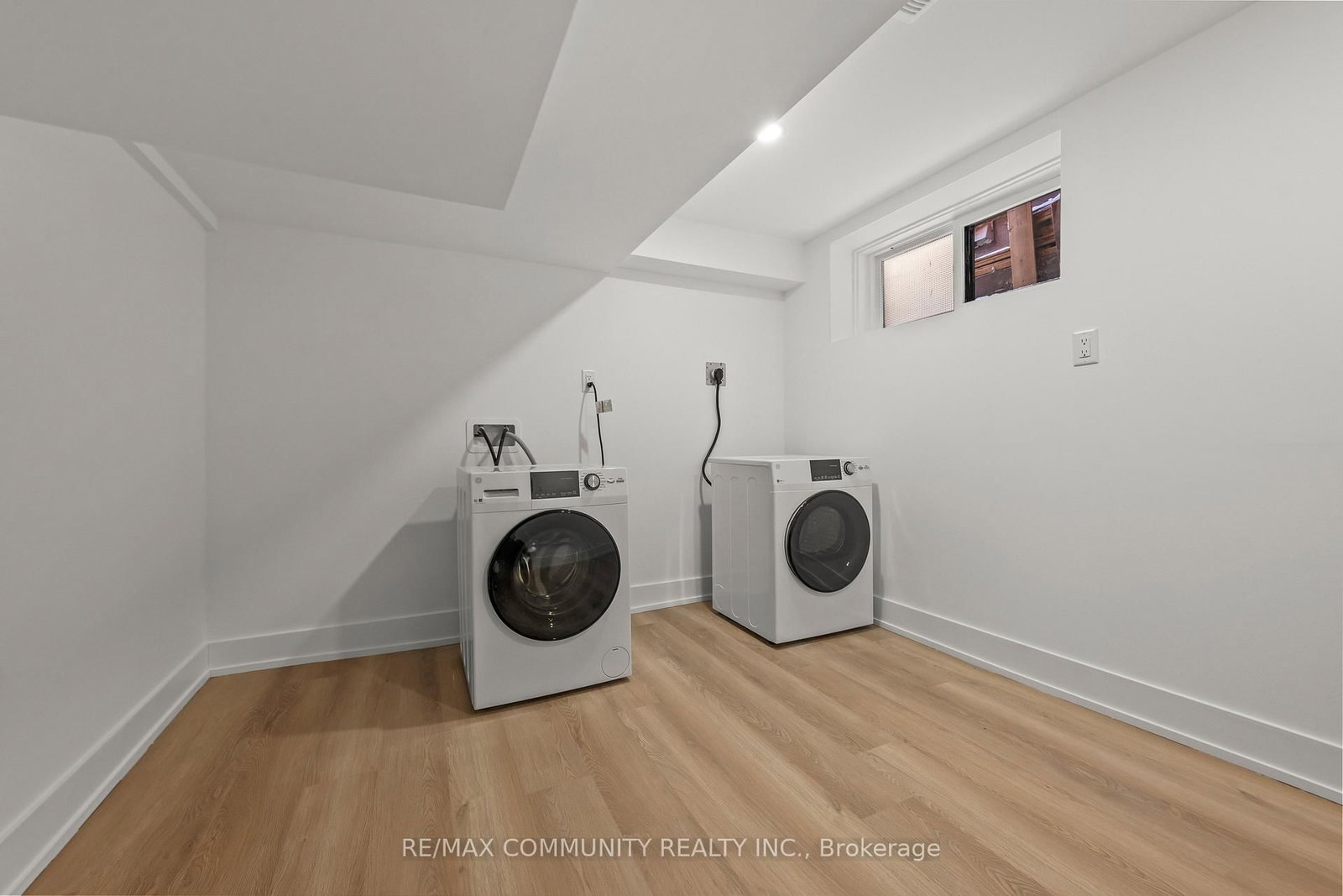 340 Albany Avenue - Photo 21